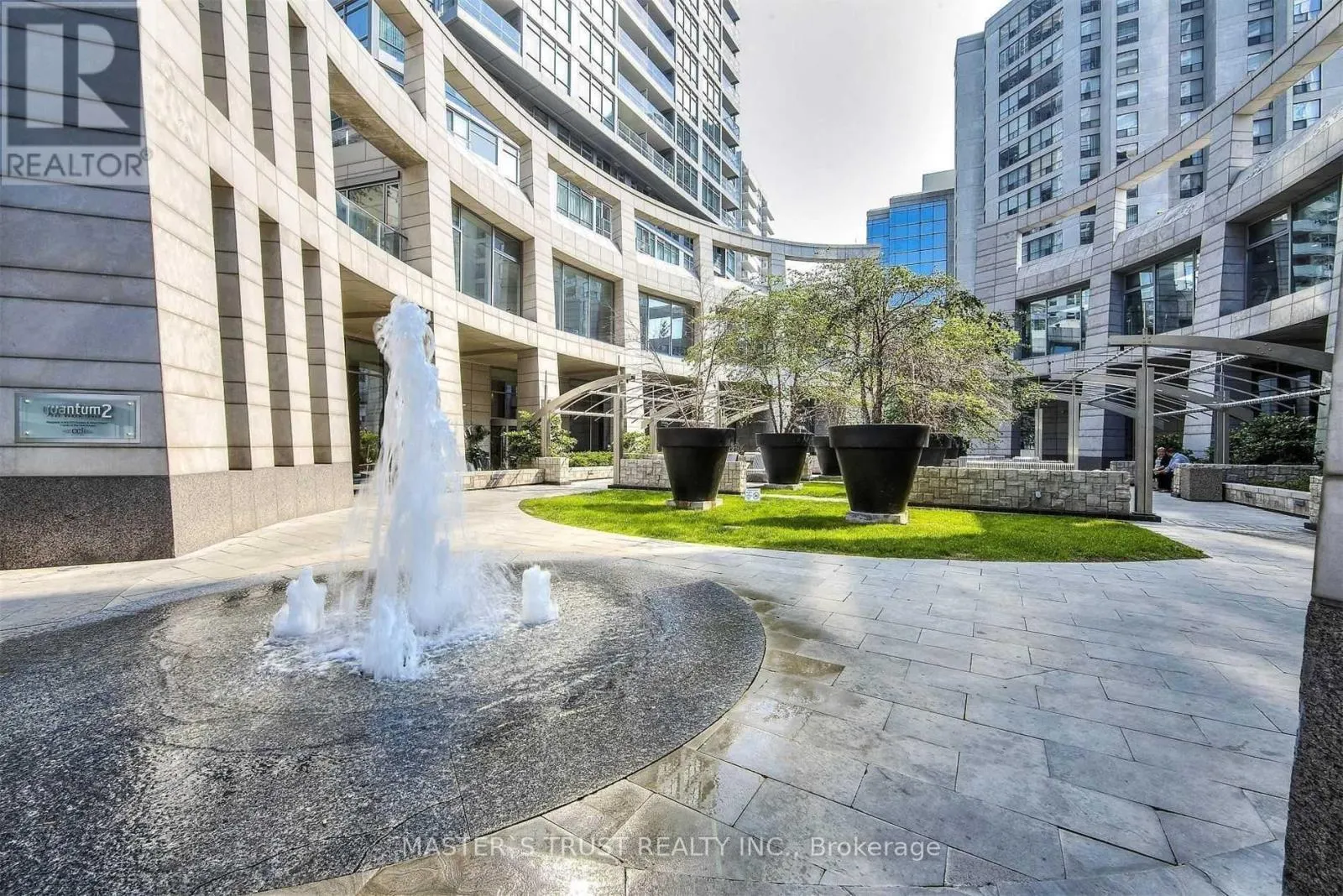 4312 - 2191 YONGE STREET