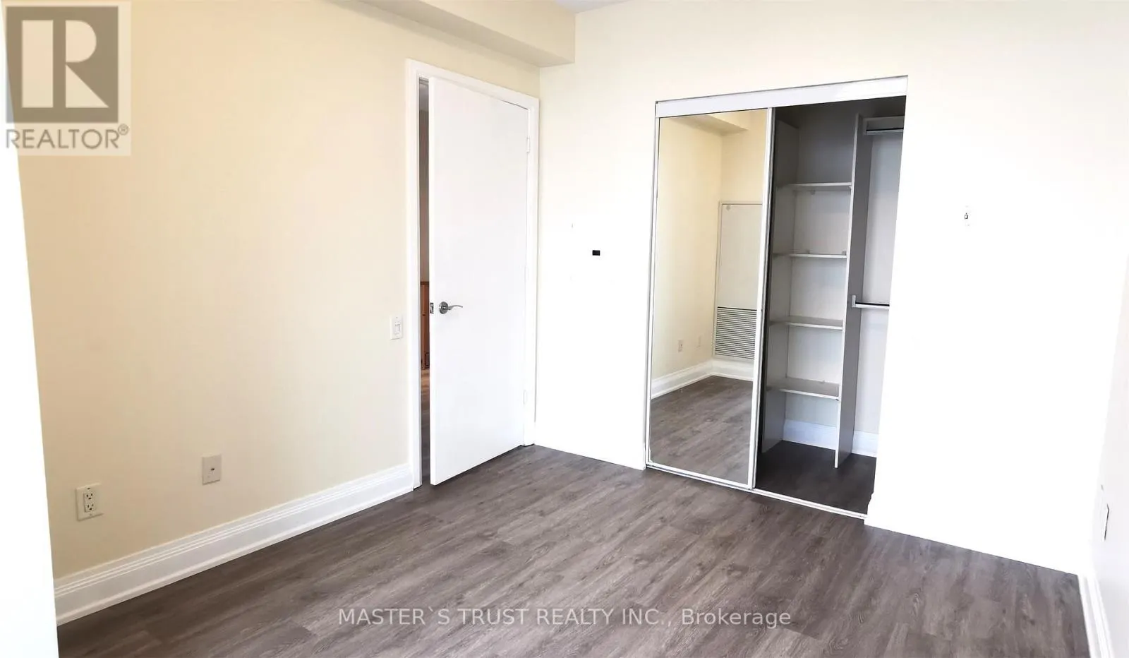 4312 - 2191 YONGE STREET