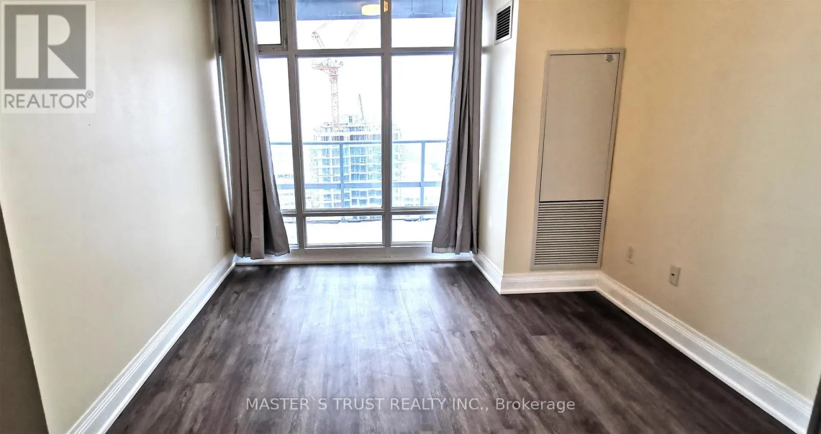 4312 - 2191 YONGE STREET