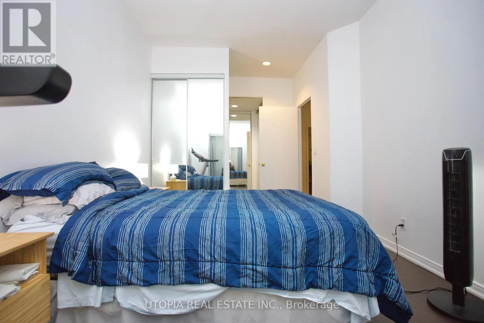 1017 - 7 KING STREET E