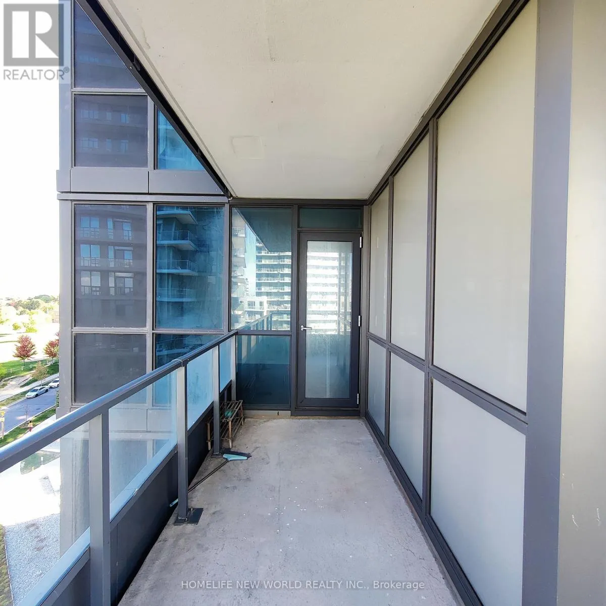 708 - 50 FOREST MANOR ROAD