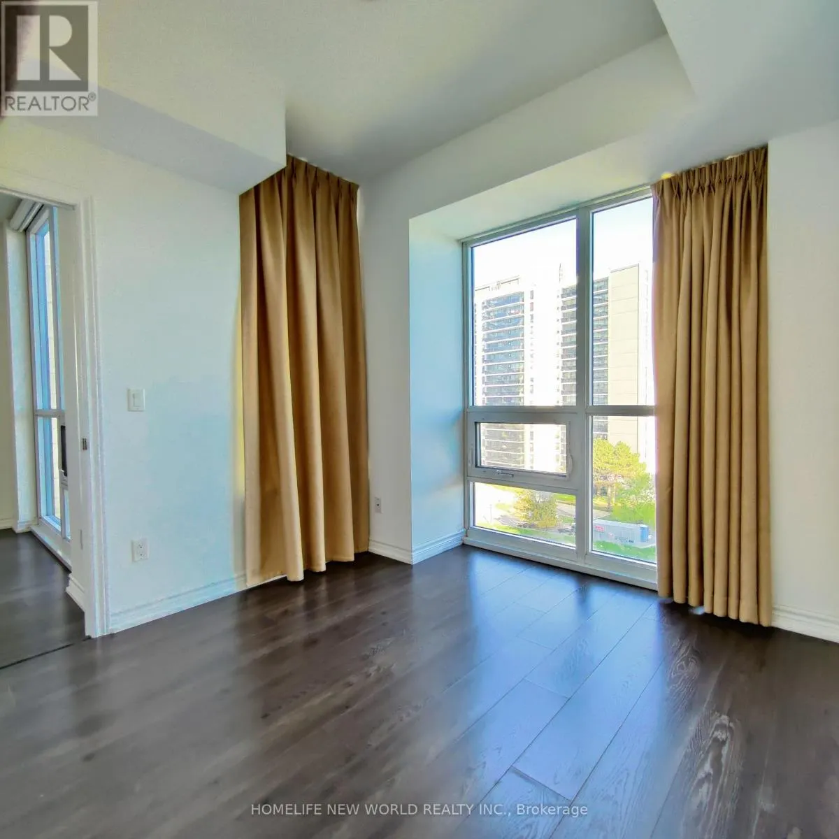 708 - 50 FOREST MANOR ROAD