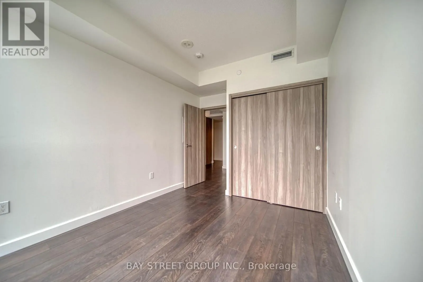 3909 - 95 MCMAHON DRIVE