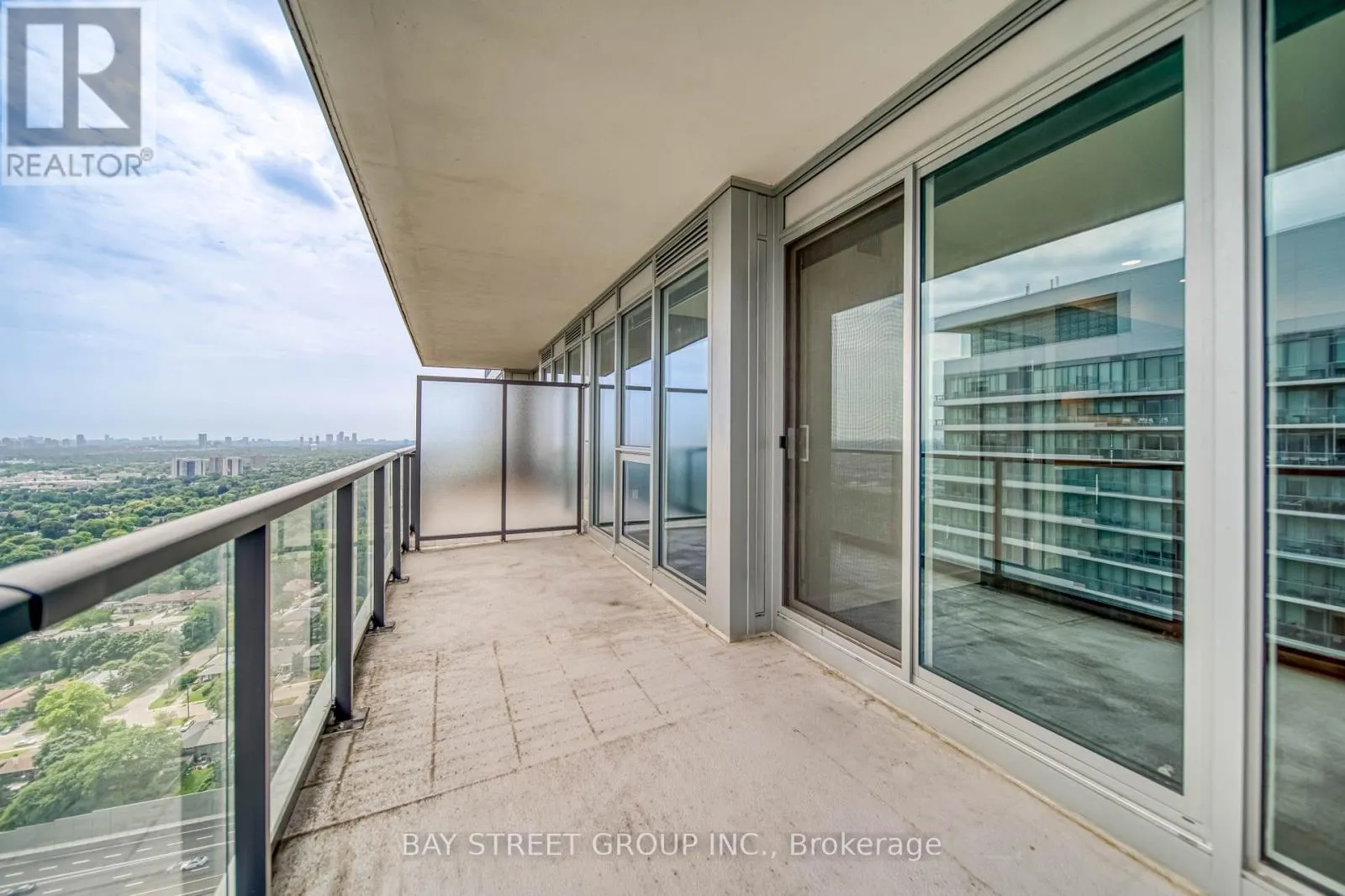 3909 - 95 MCMAHON DRIVE