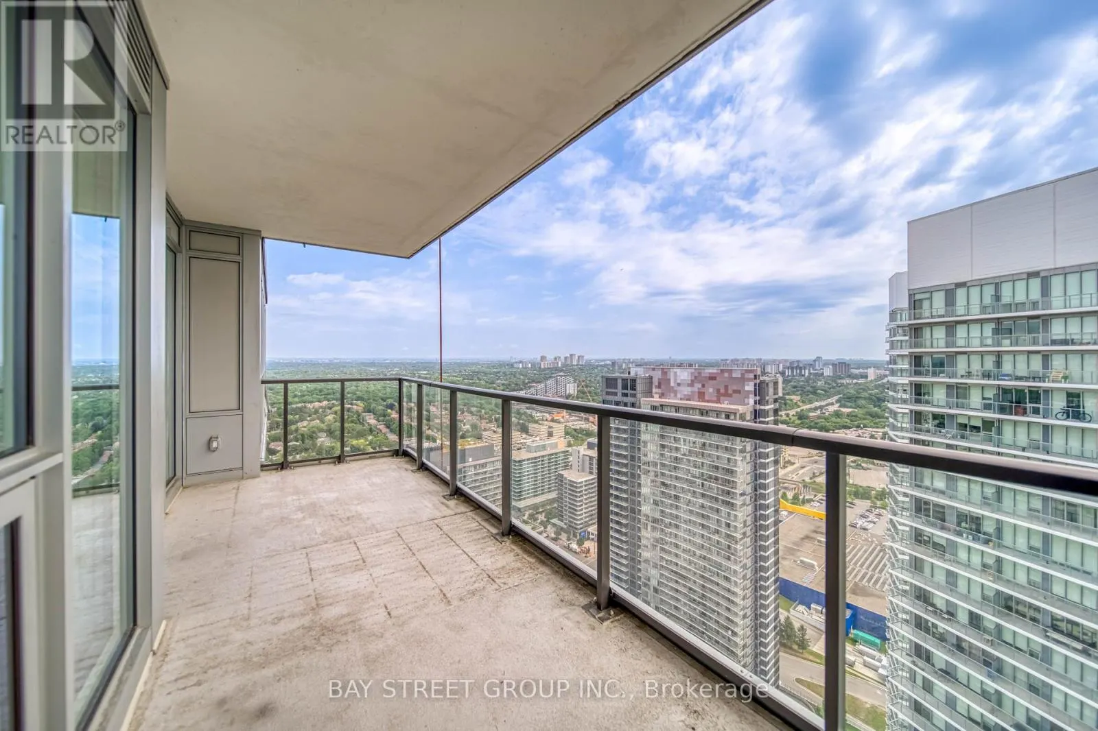3909 - 95 MCMAHON DRIVE