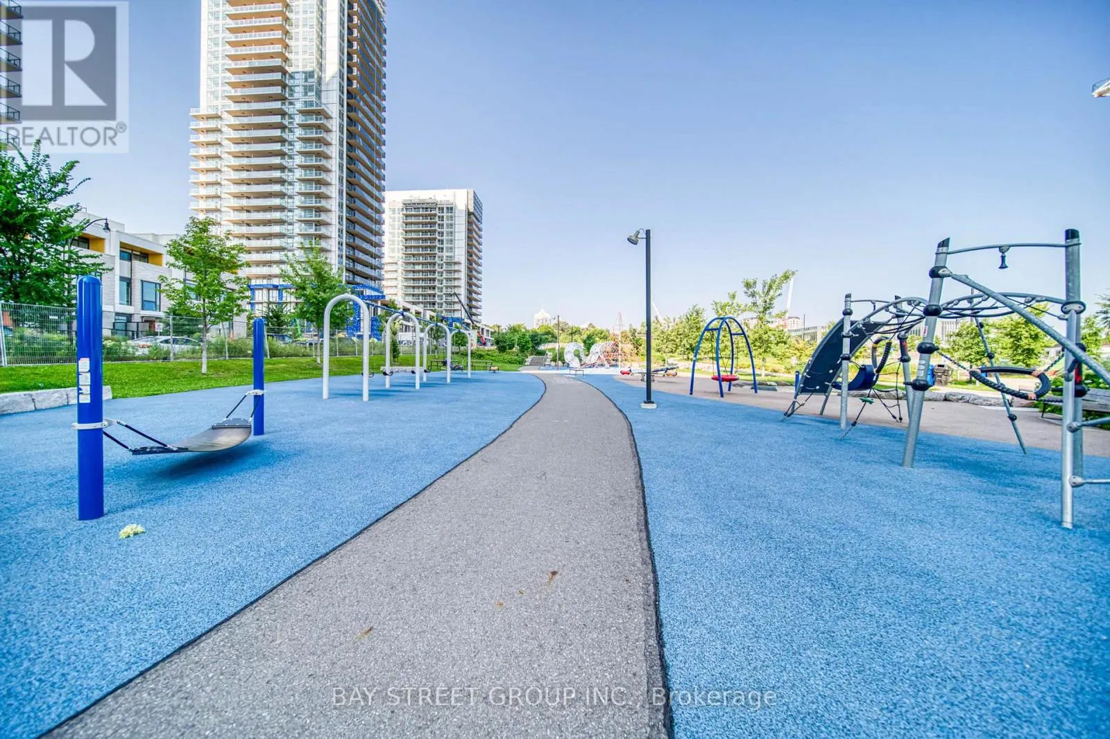 3909 - 95 MCMAHON DRIVE