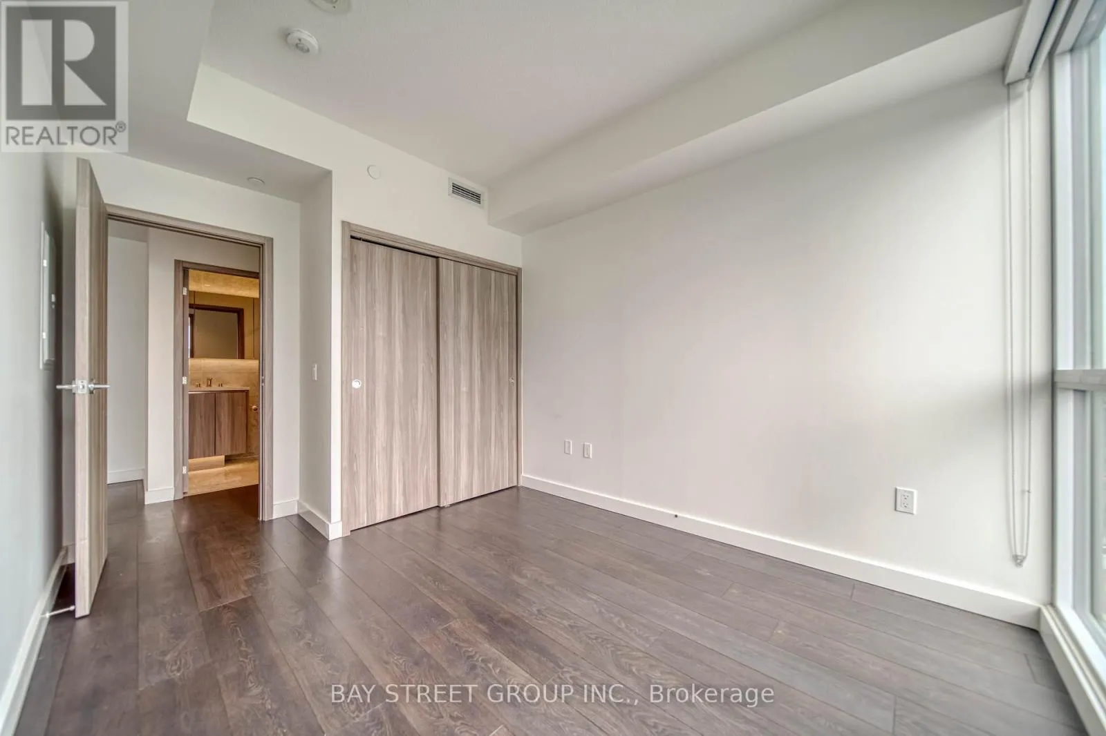 3909 - 95 MCMAHON DRIVE
