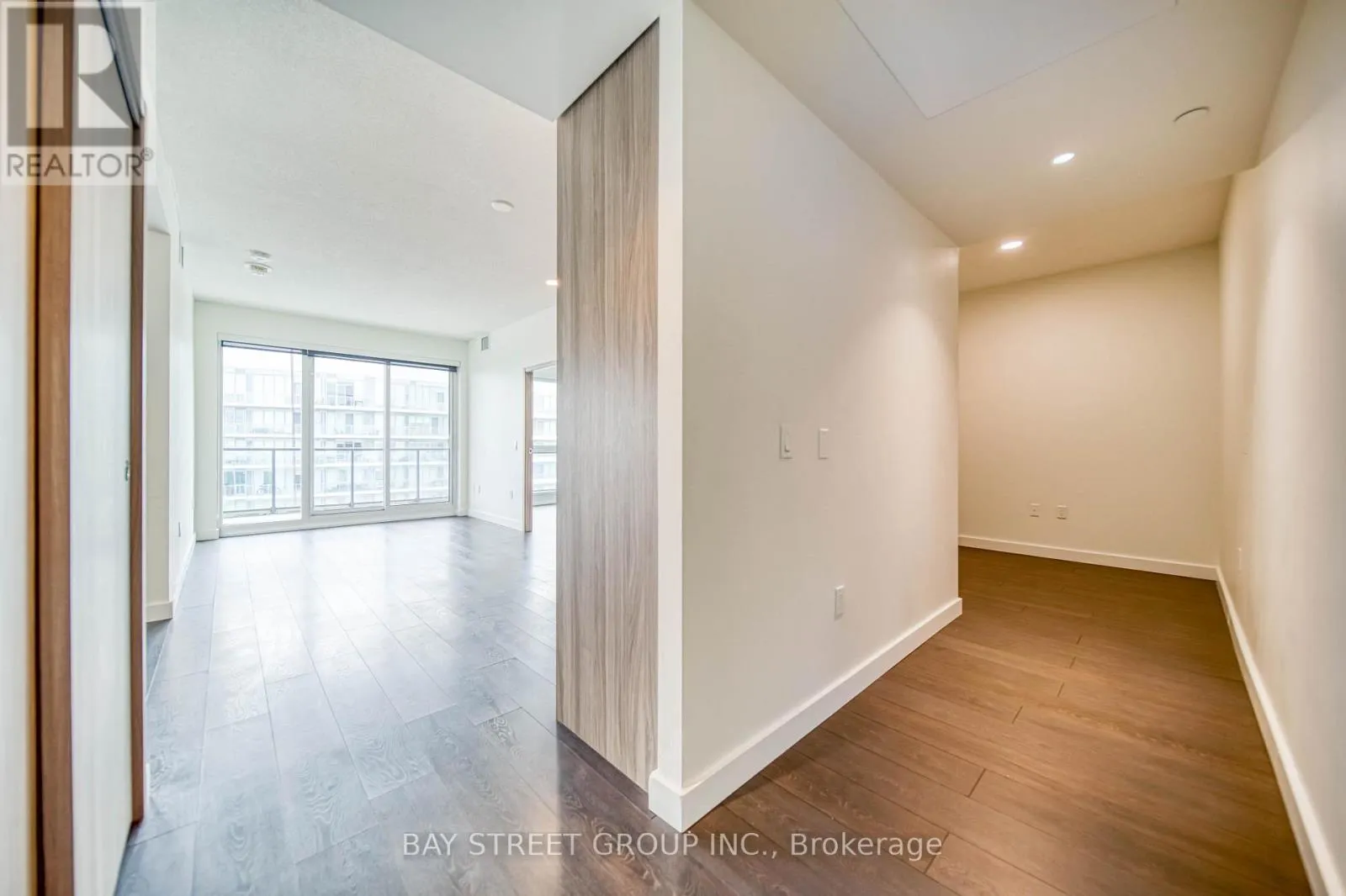 3909 - 95 MCMAHON DRIVE