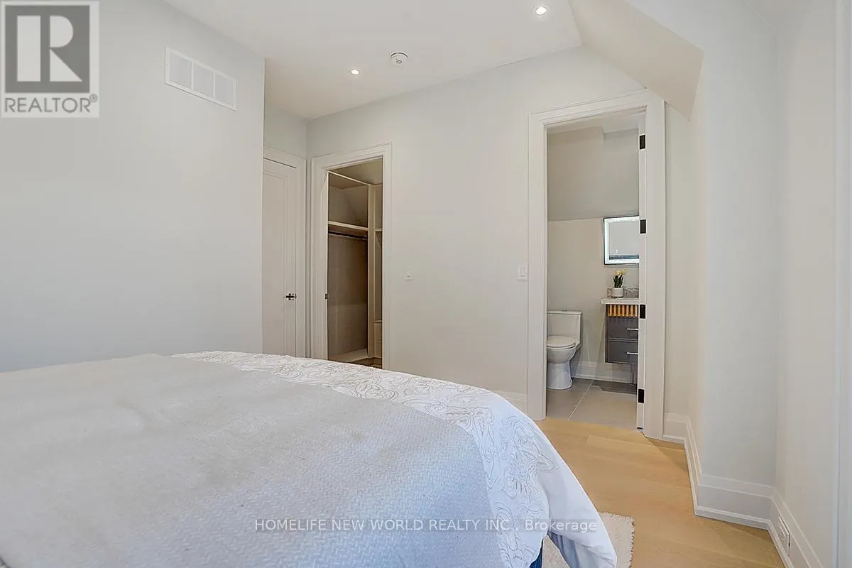 625 SOUDAN AVENUE