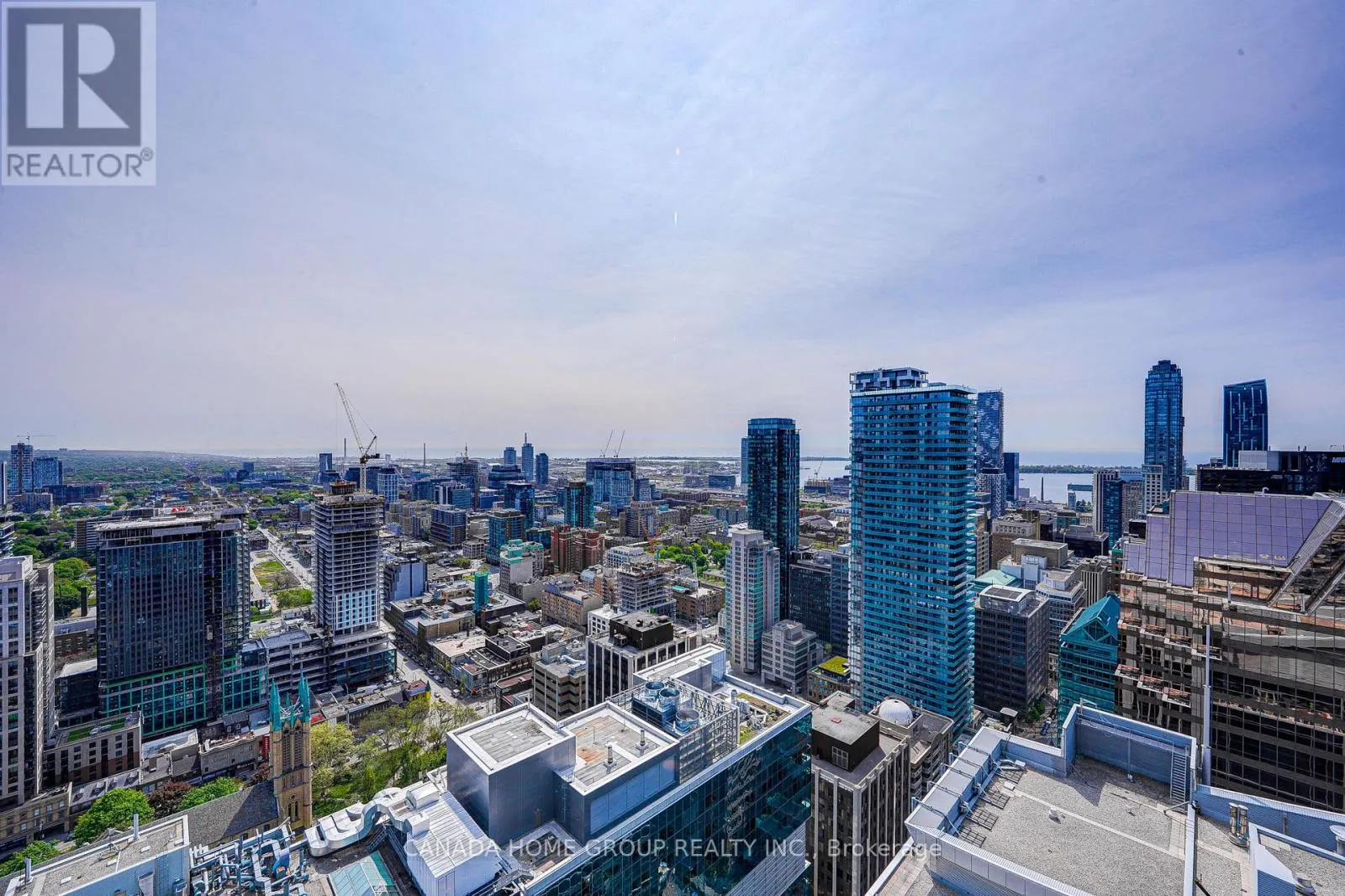 3605 - 197 YONGE STREET