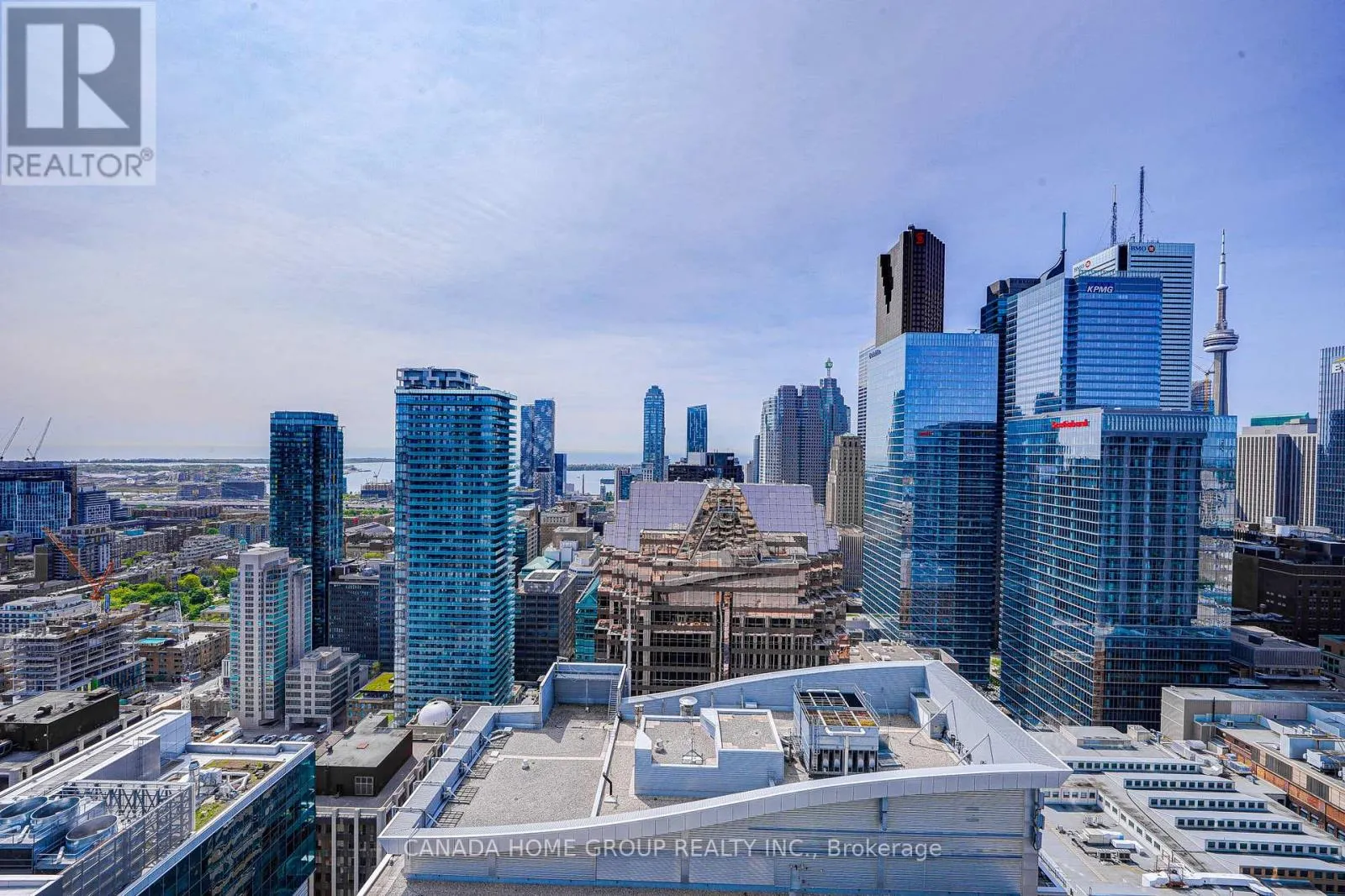 3605 - 197 YONGE STREET