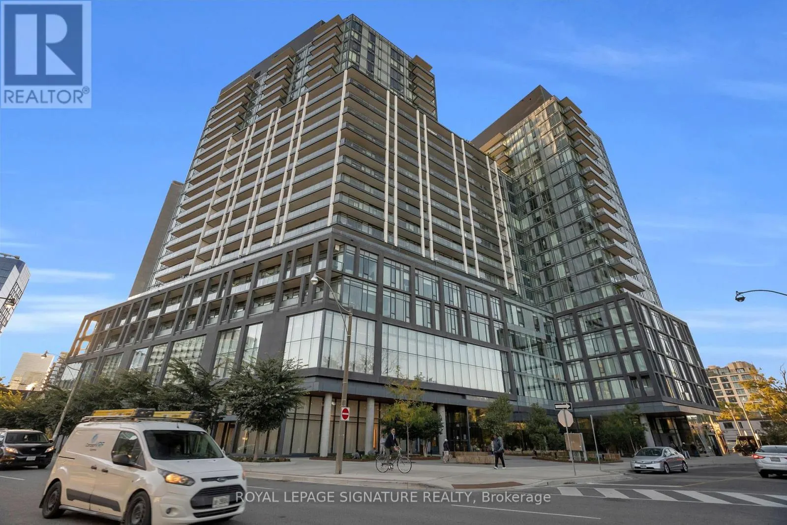 1127 - 50 POWER STREET