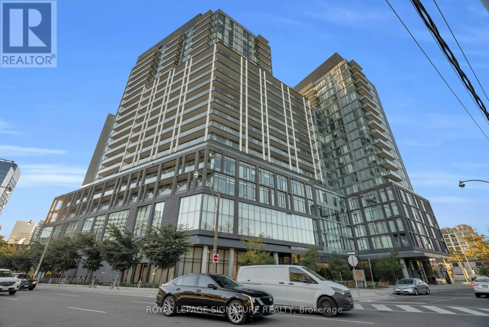 1127 - 50 POWER STREET
