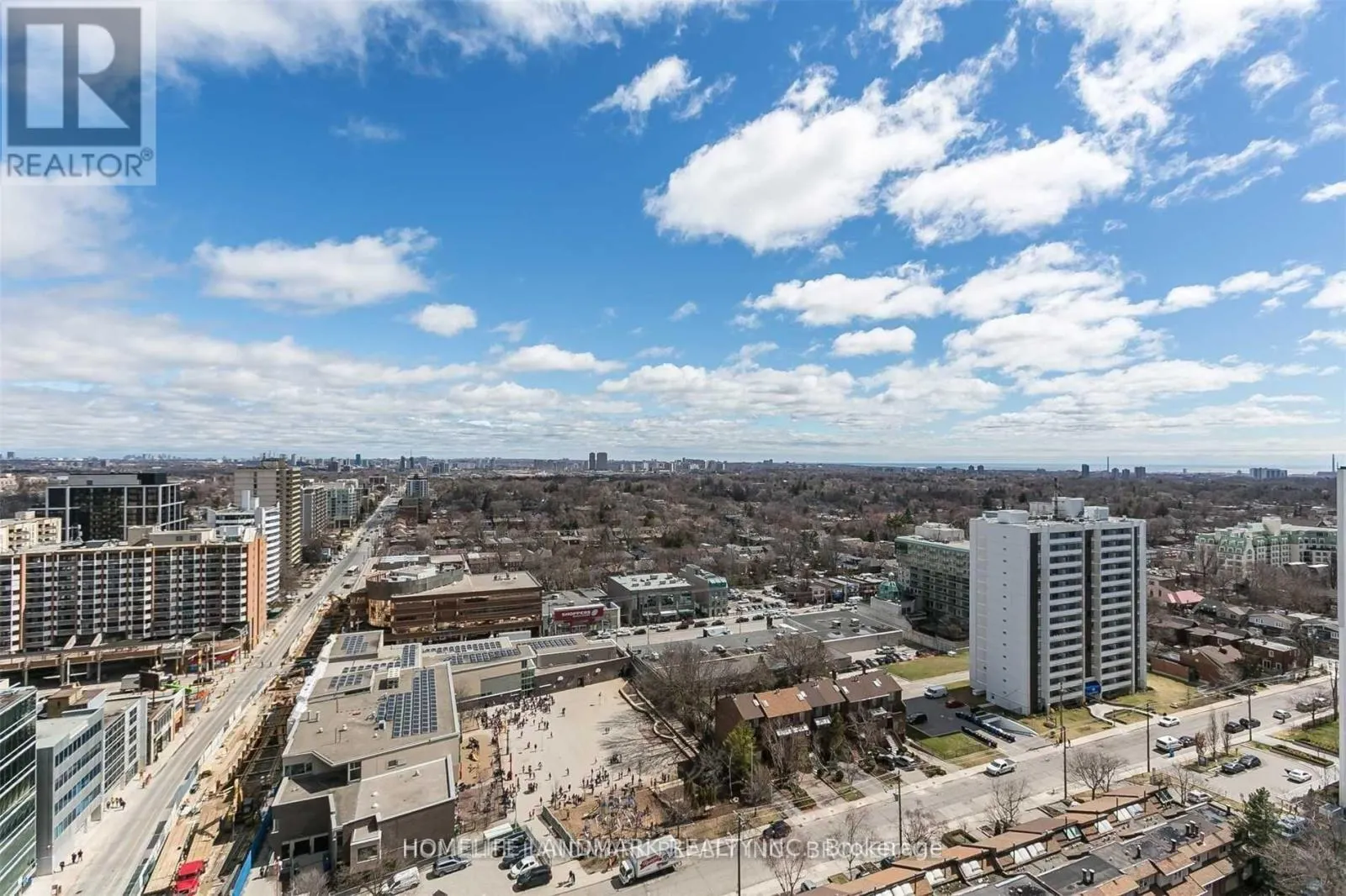 2112 - 125 REDPATH AVENUE