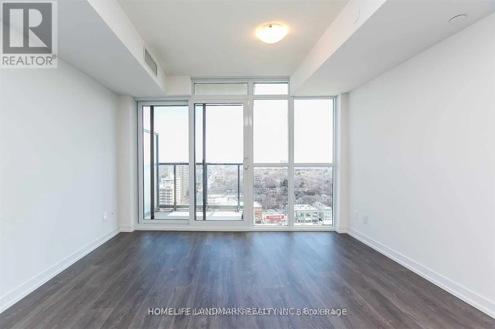 2112 - 125 REDPATH AVENUE