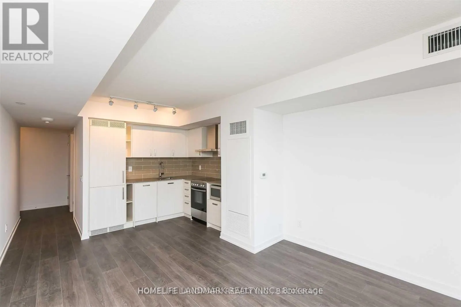 2112 - 125 REDPATH AVENUE