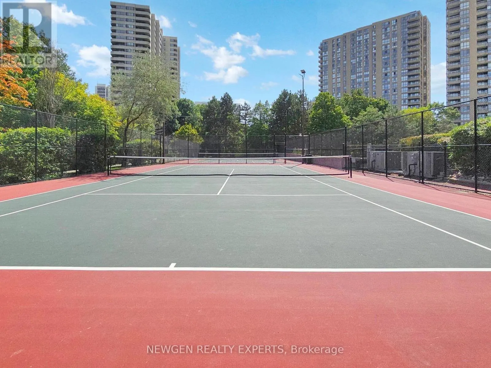 2903 - 5 CONCORDE PLACE
