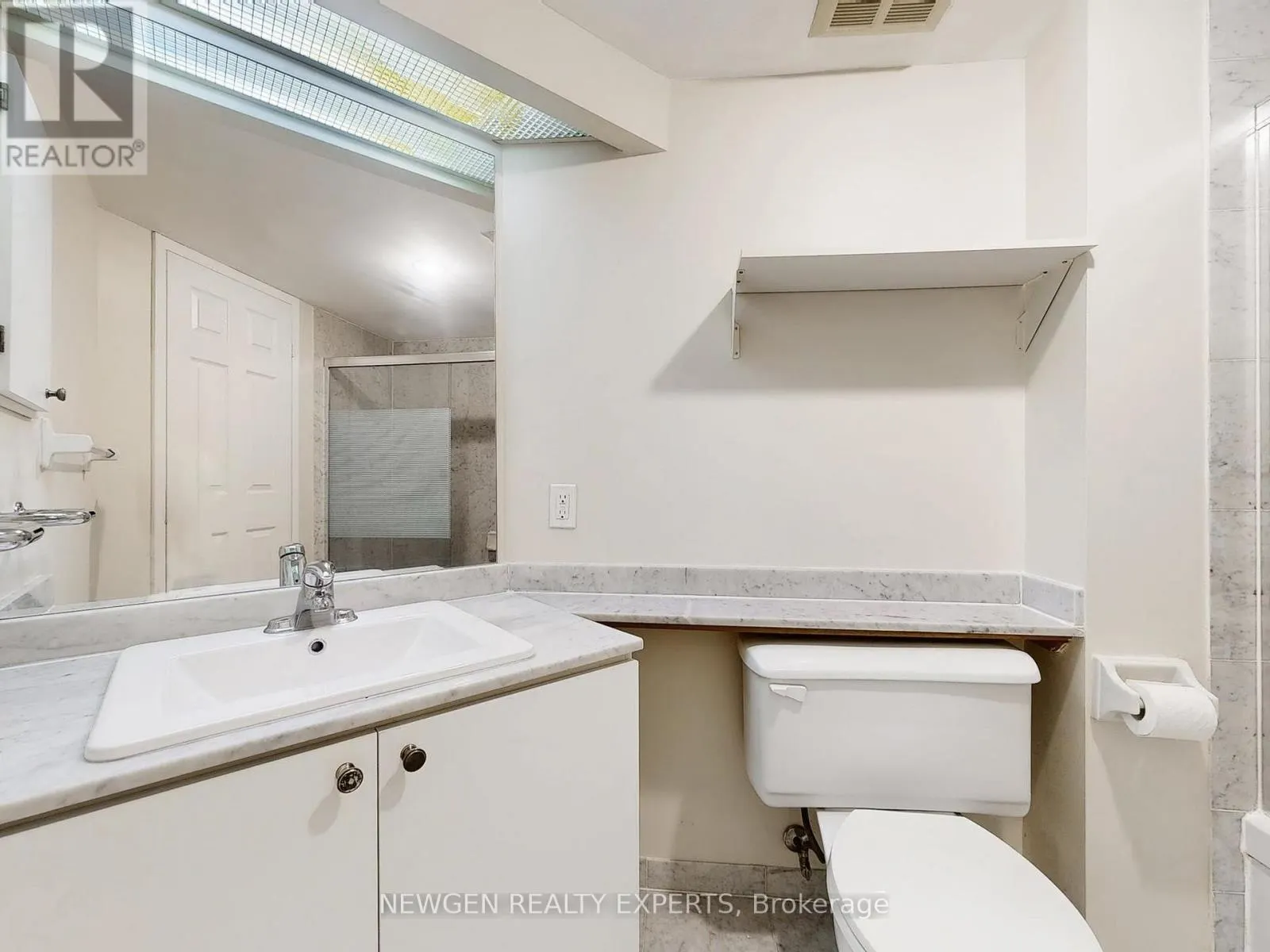 2903 - 5 CONCORDE PLACE