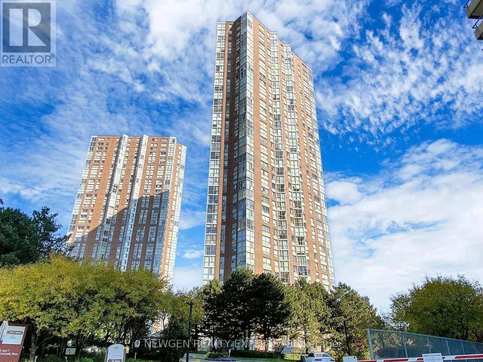 2903 - 5 CONCORDE PLACE