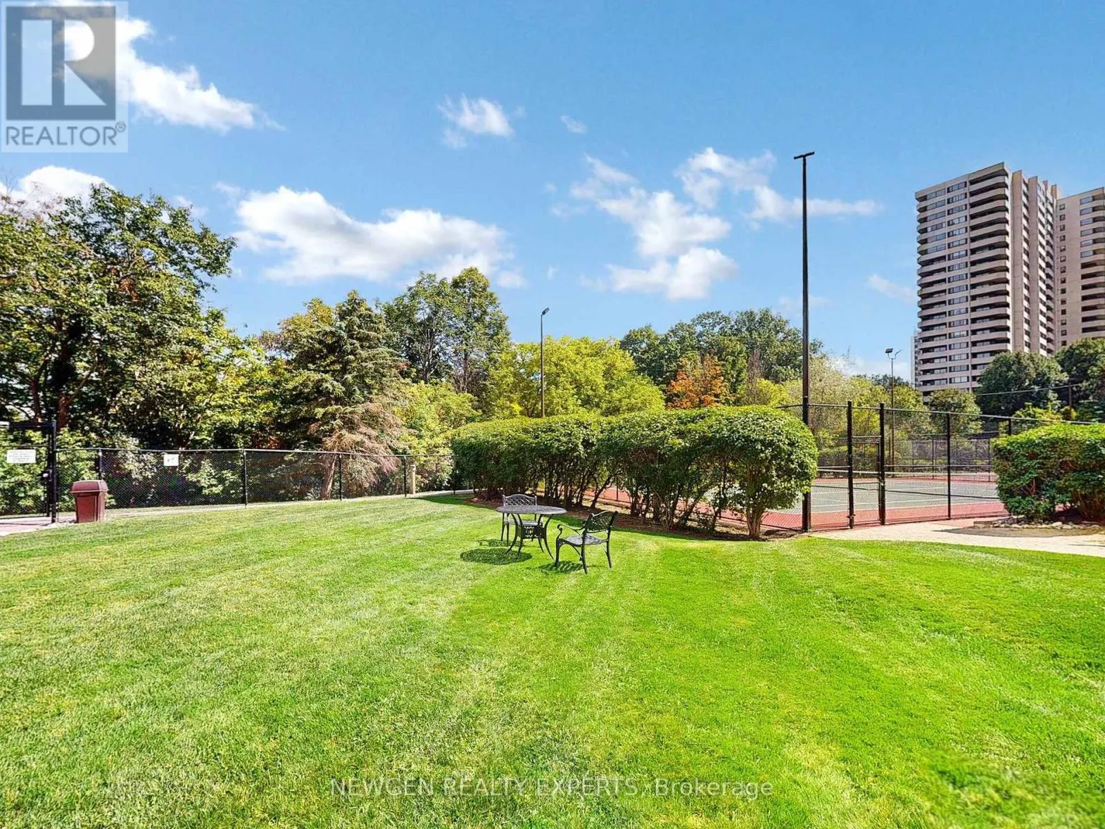 2903 - 5 CONCORDE PLACE