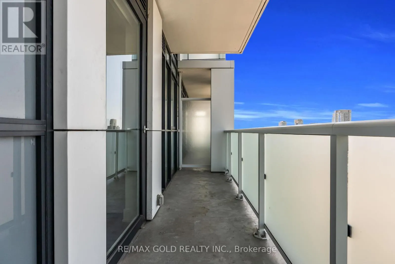 2101 - 188 FAIRVIEW MALL DRIVE
