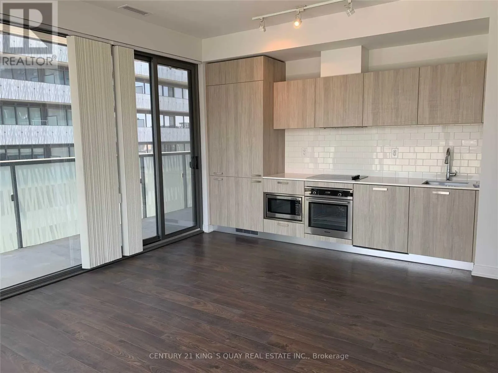 1705 - 50 CHARLES STREET E