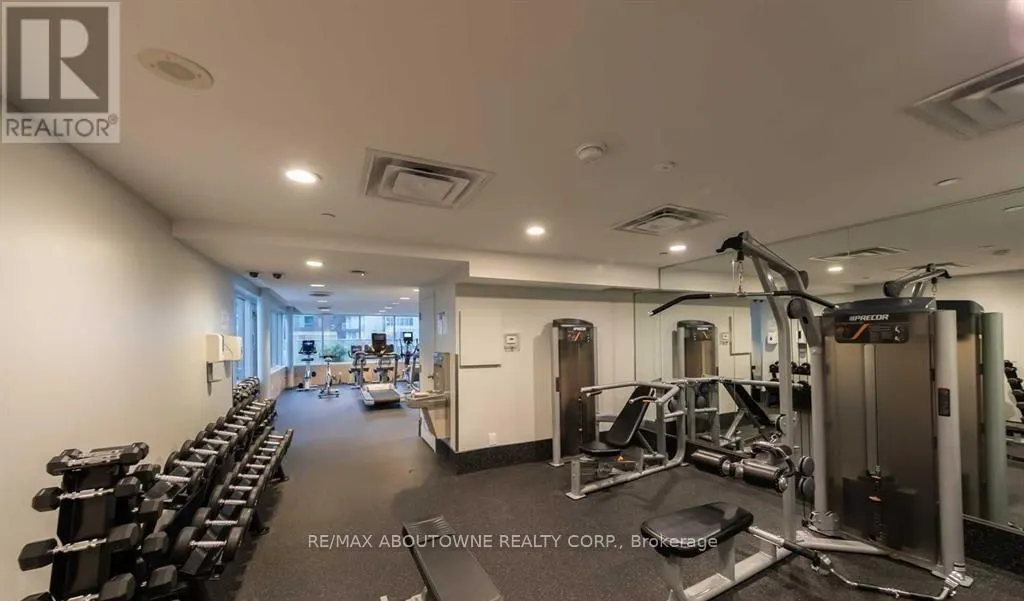 507 - 1 KING STREET W