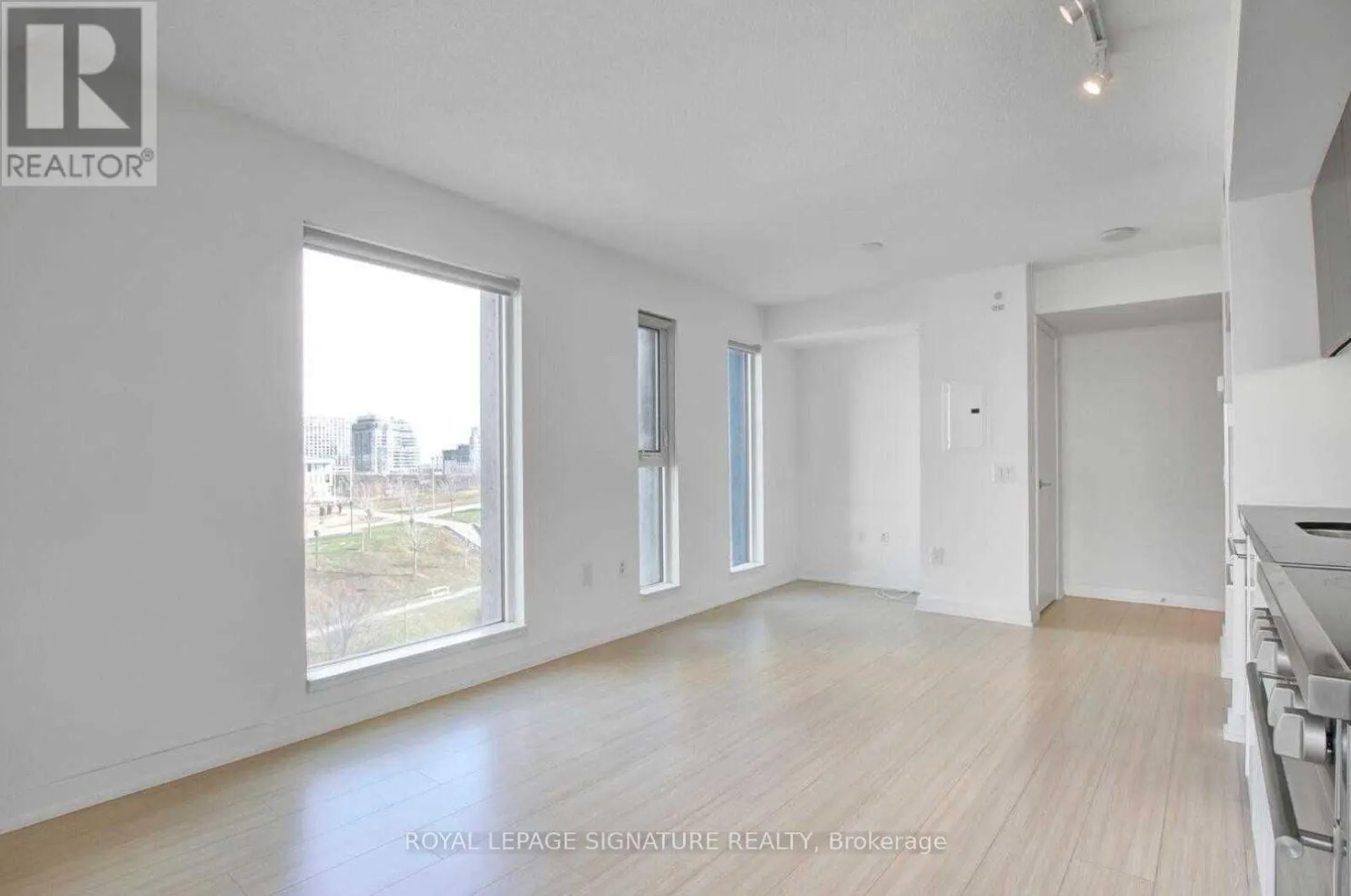 520 - 85 QUEENS WHARF ROAD