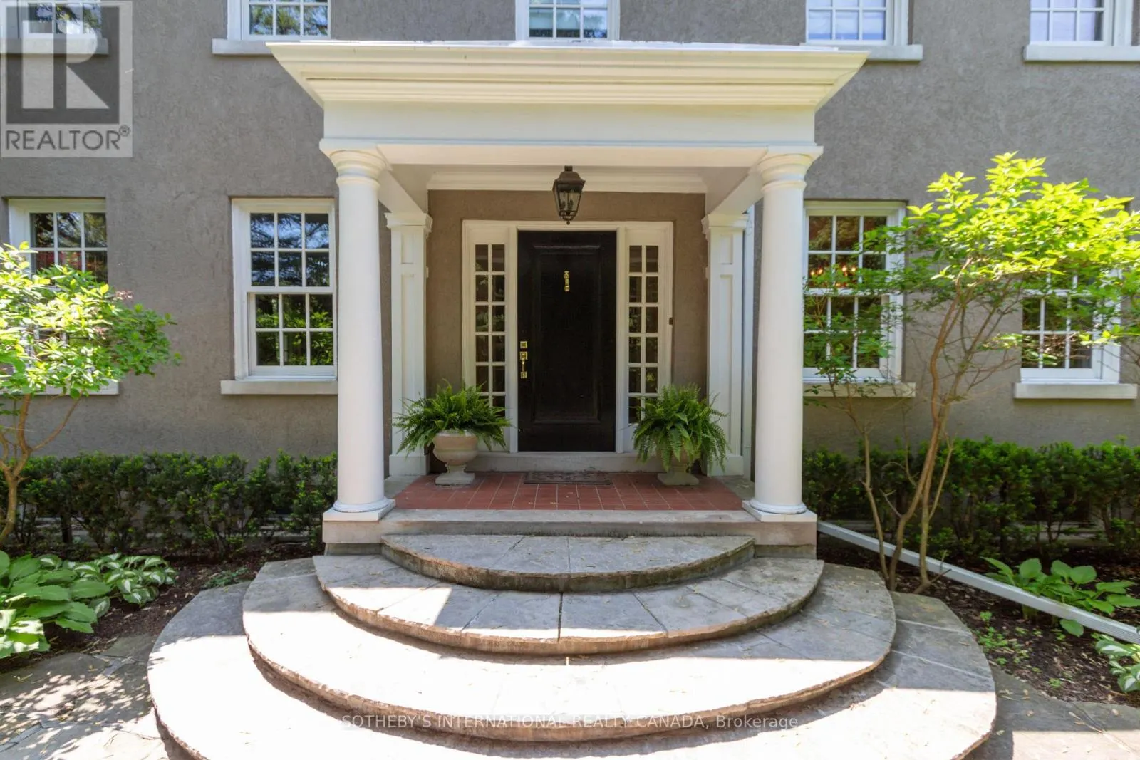 24 DONCLIFFE DRIVE
