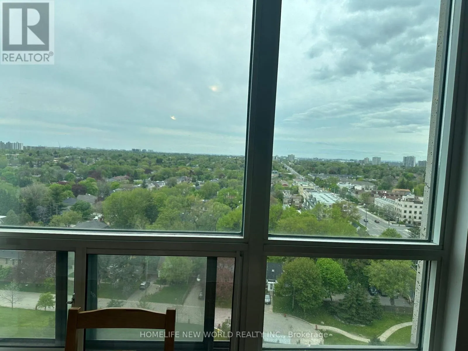 1705 - 509 BEECROFT ROAD N