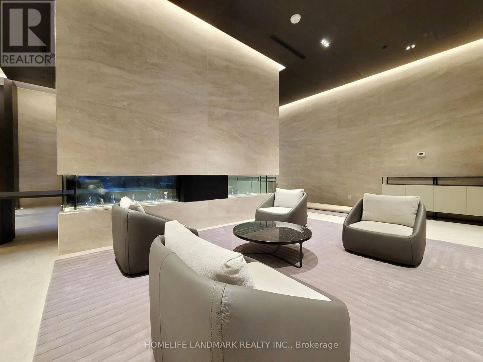 1510 - 2221 YONGE STREET