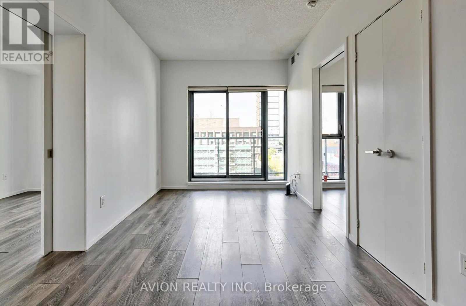 1207 - 159 DUNDAS STREET E