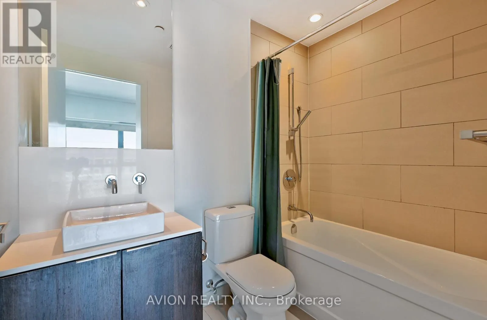 1207 - 159 DUNDAS STREET E