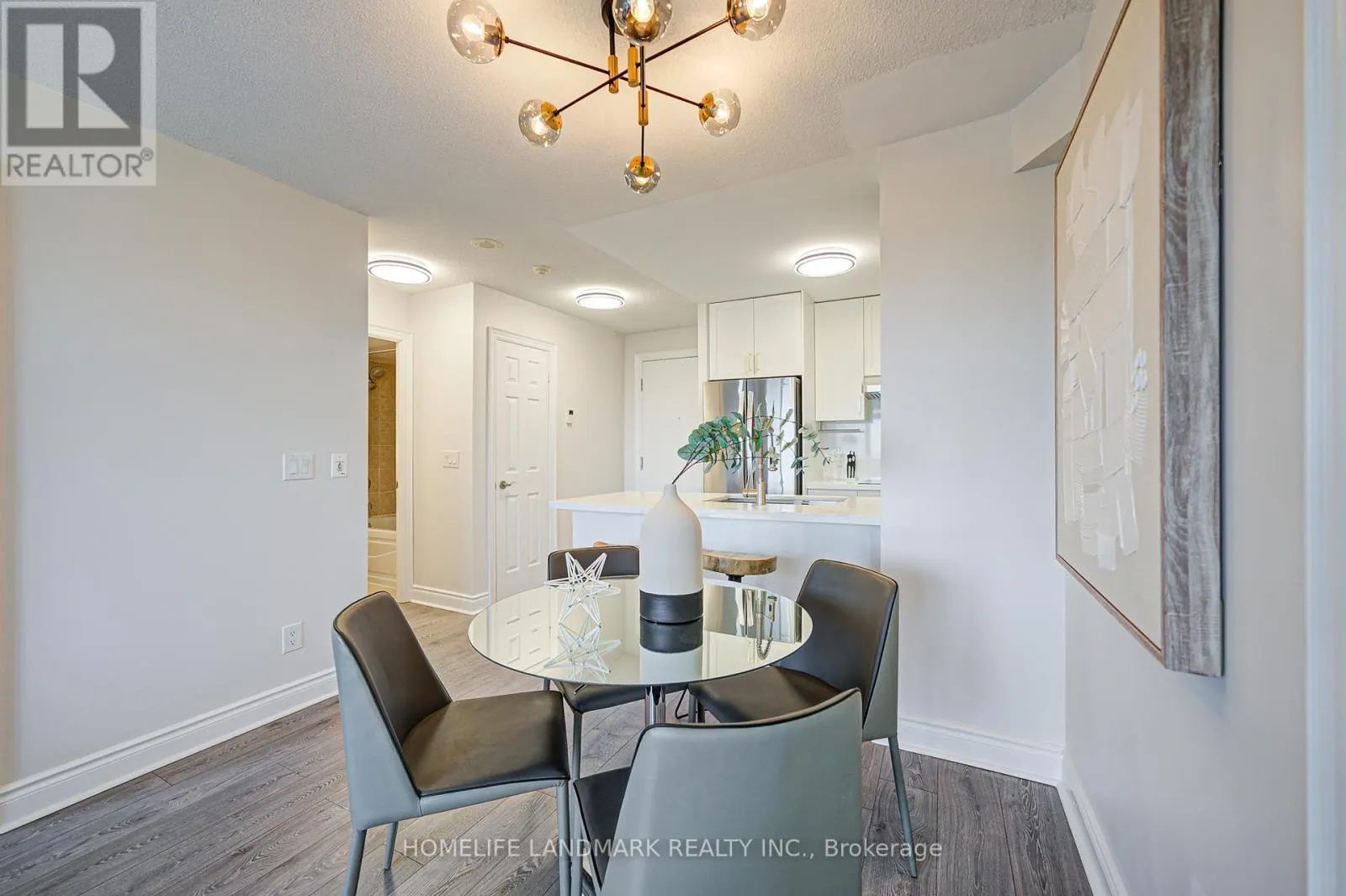 1011 - 15 GREENVIEW AVENUE