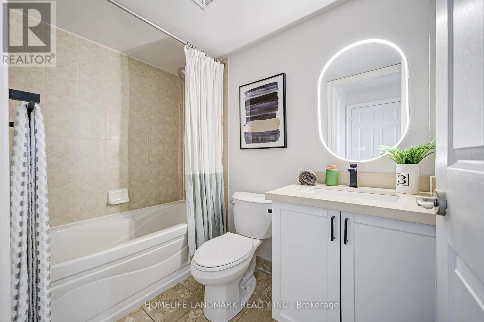 1011 - 15 GREENVIEW AVENUE