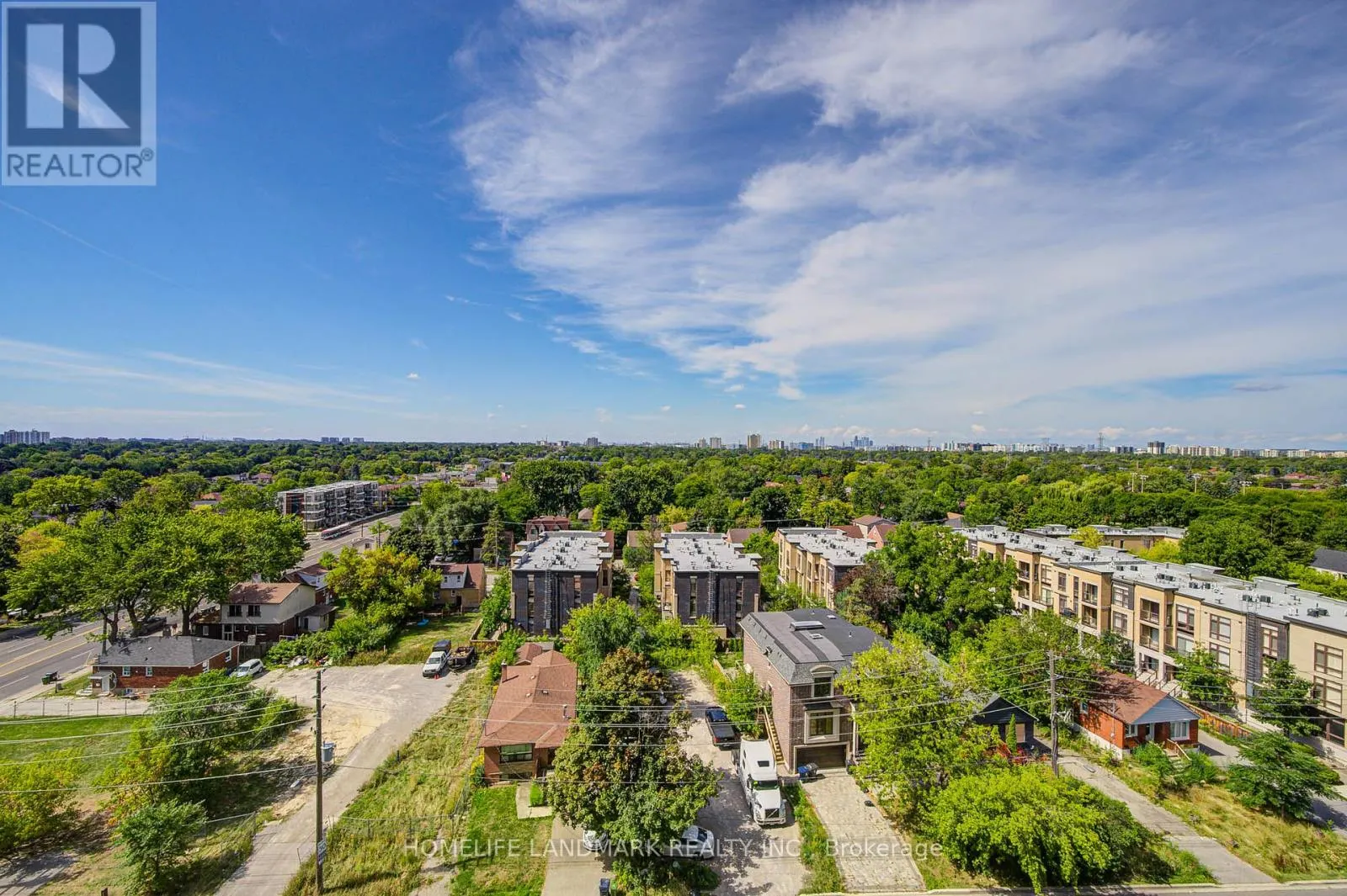 1011 - 15 GREENVIEW AVENUE