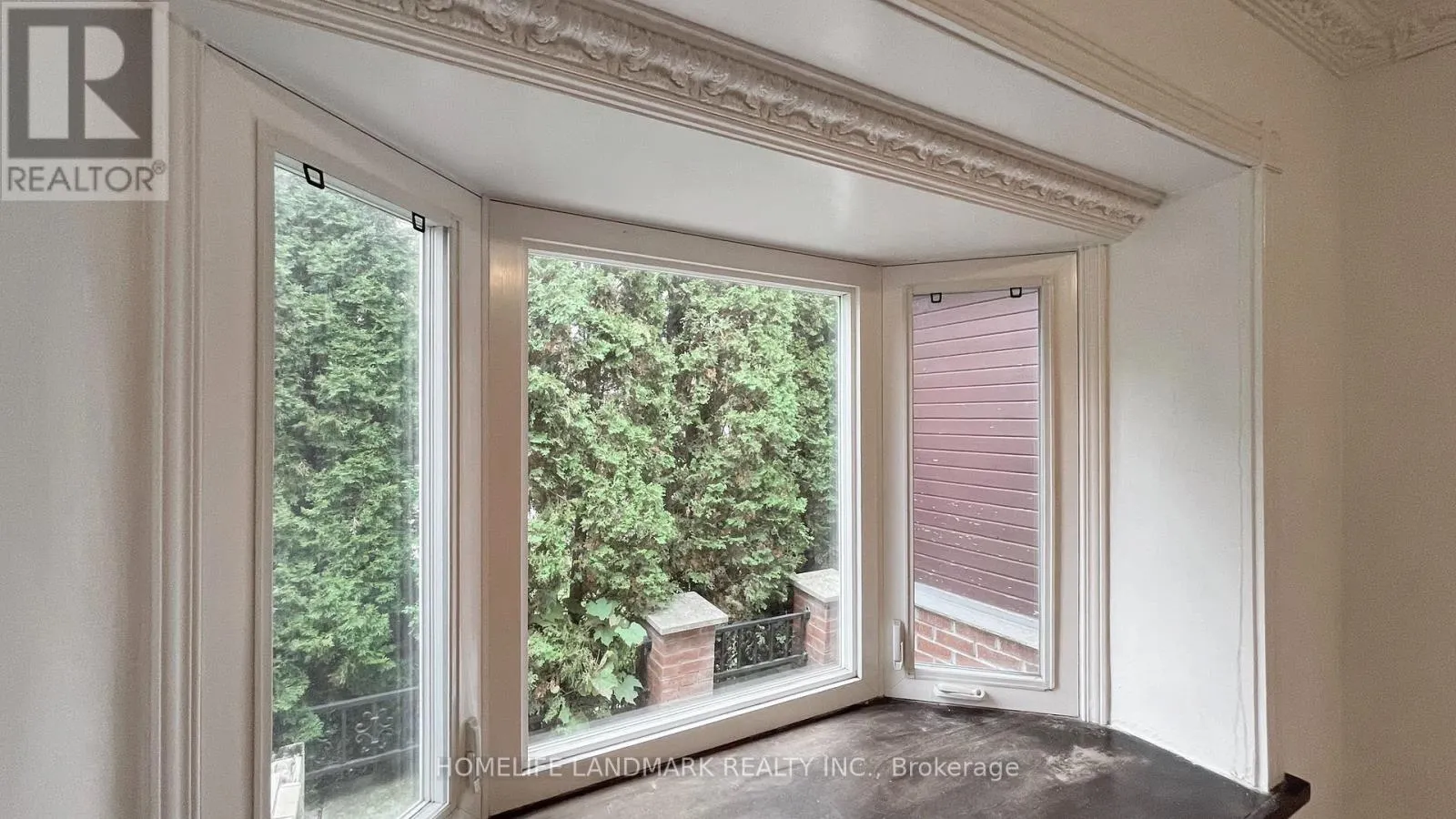 47 DROMORE CRESCENT