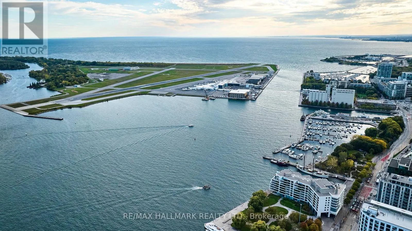 2306 - 81 NAVY WHARF COURT