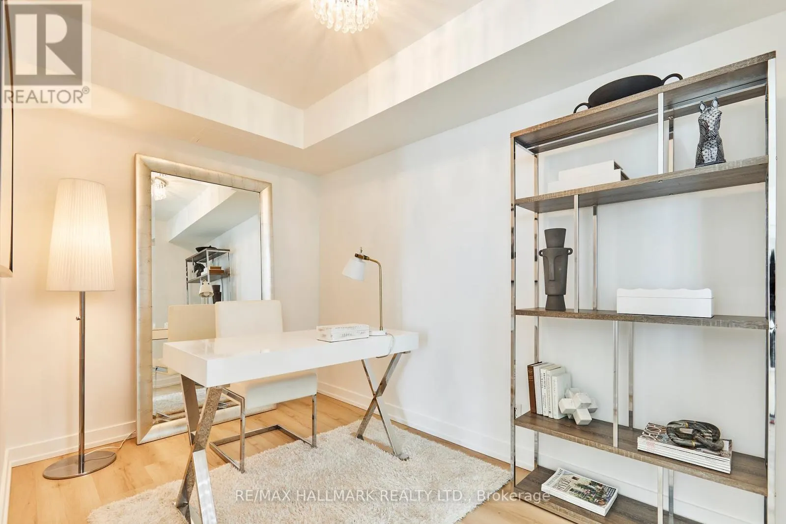2306 - 81 NAVY WHARF COURT