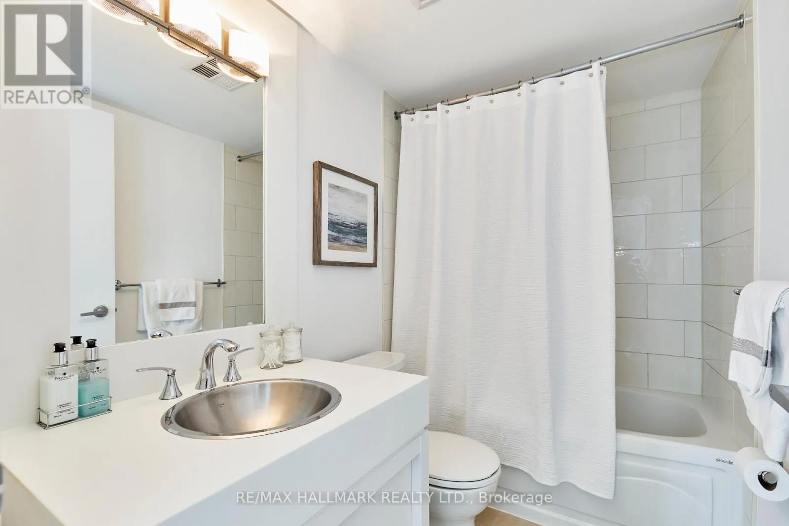 2306 - 81 NAVY WHARF COURT