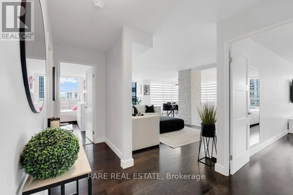1503 - 100 UPPER MADISON AVENUE