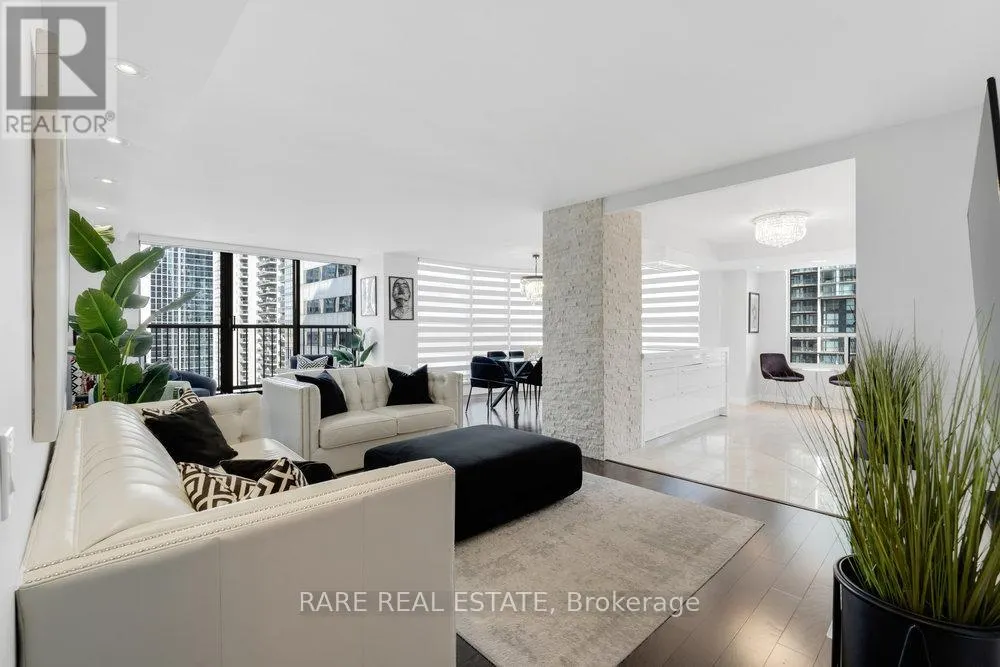 1503 - 100 UPPER MADISON AVENUE