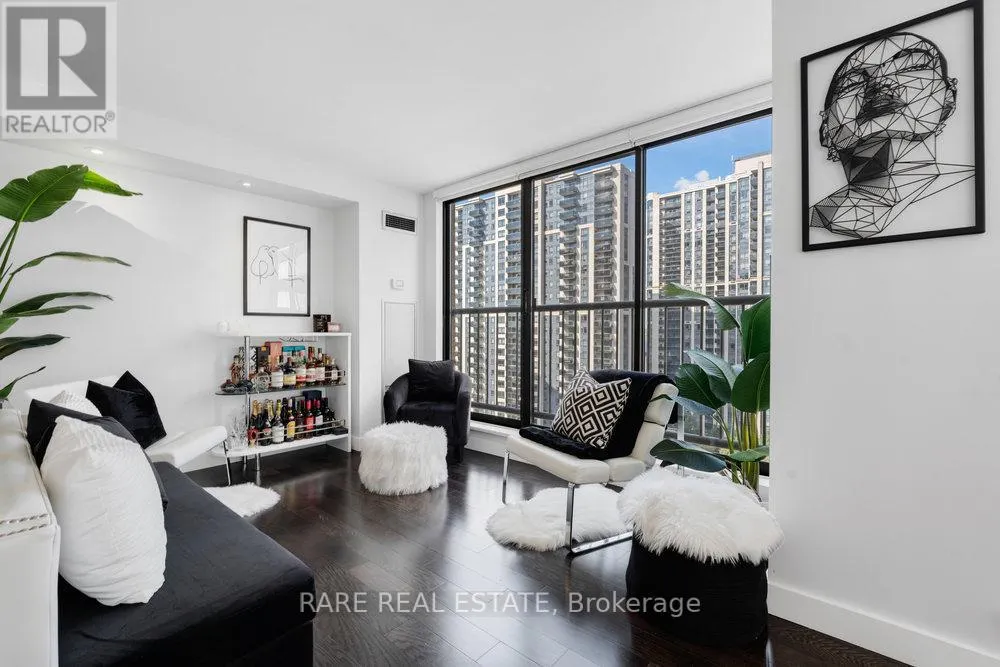 1503 - 100 UPPER MADISON AVENUE