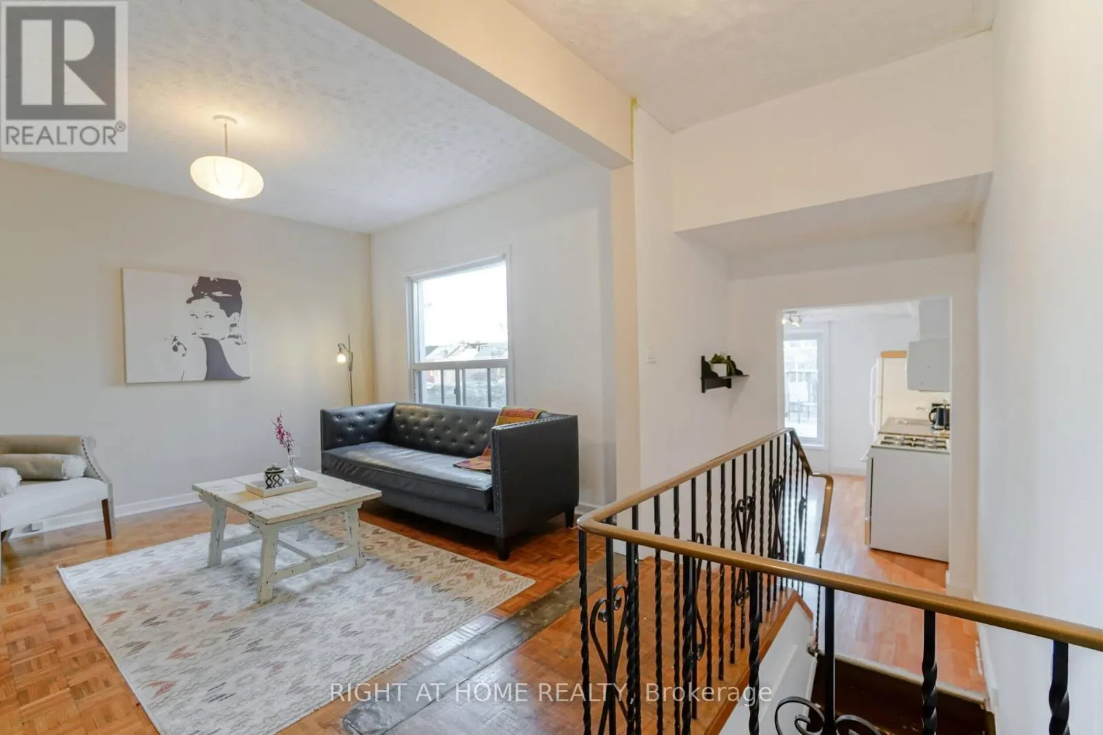 125 LISGAR STREET