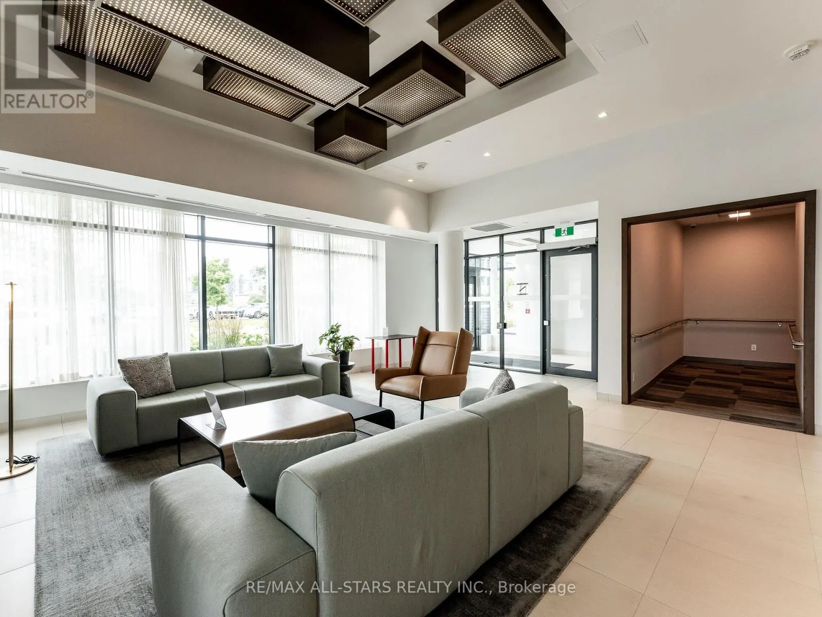 1512 - 188 FAIRVIEW MALL DRIVE