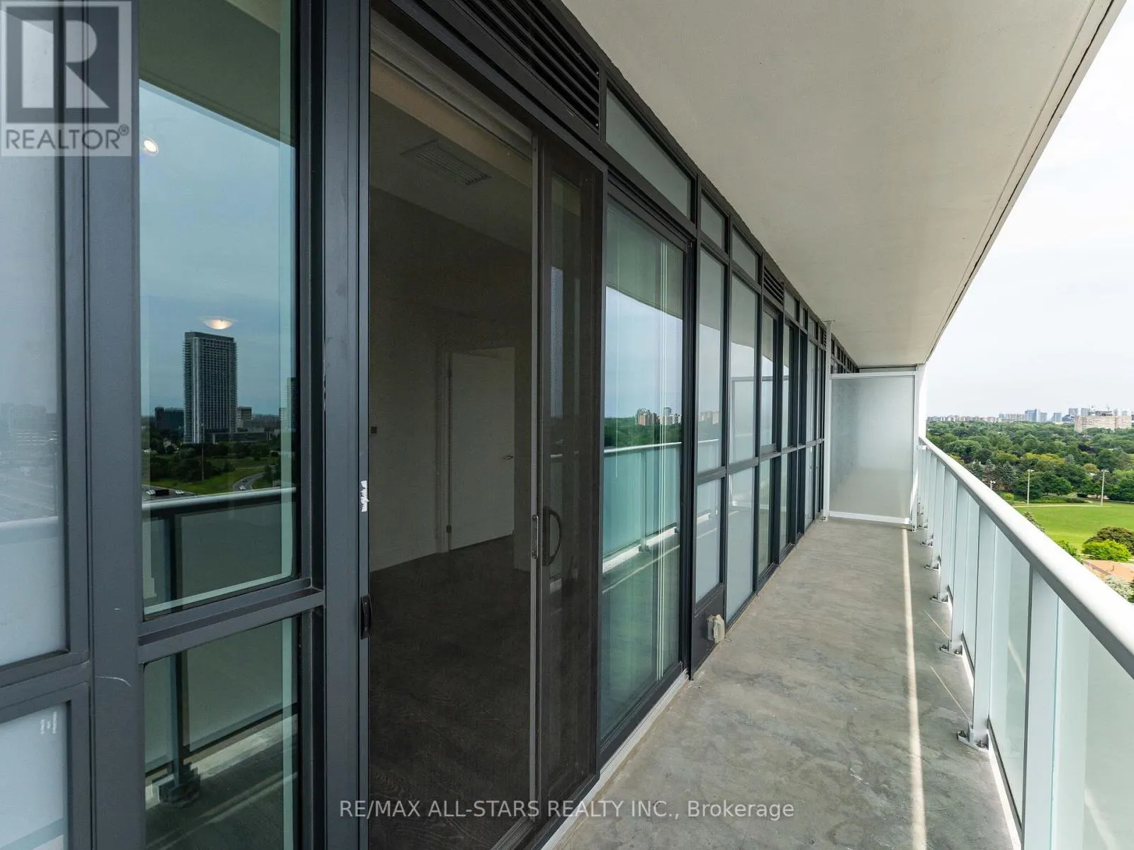 1512 - 188 FAIRVIEW MALL DRIVE
