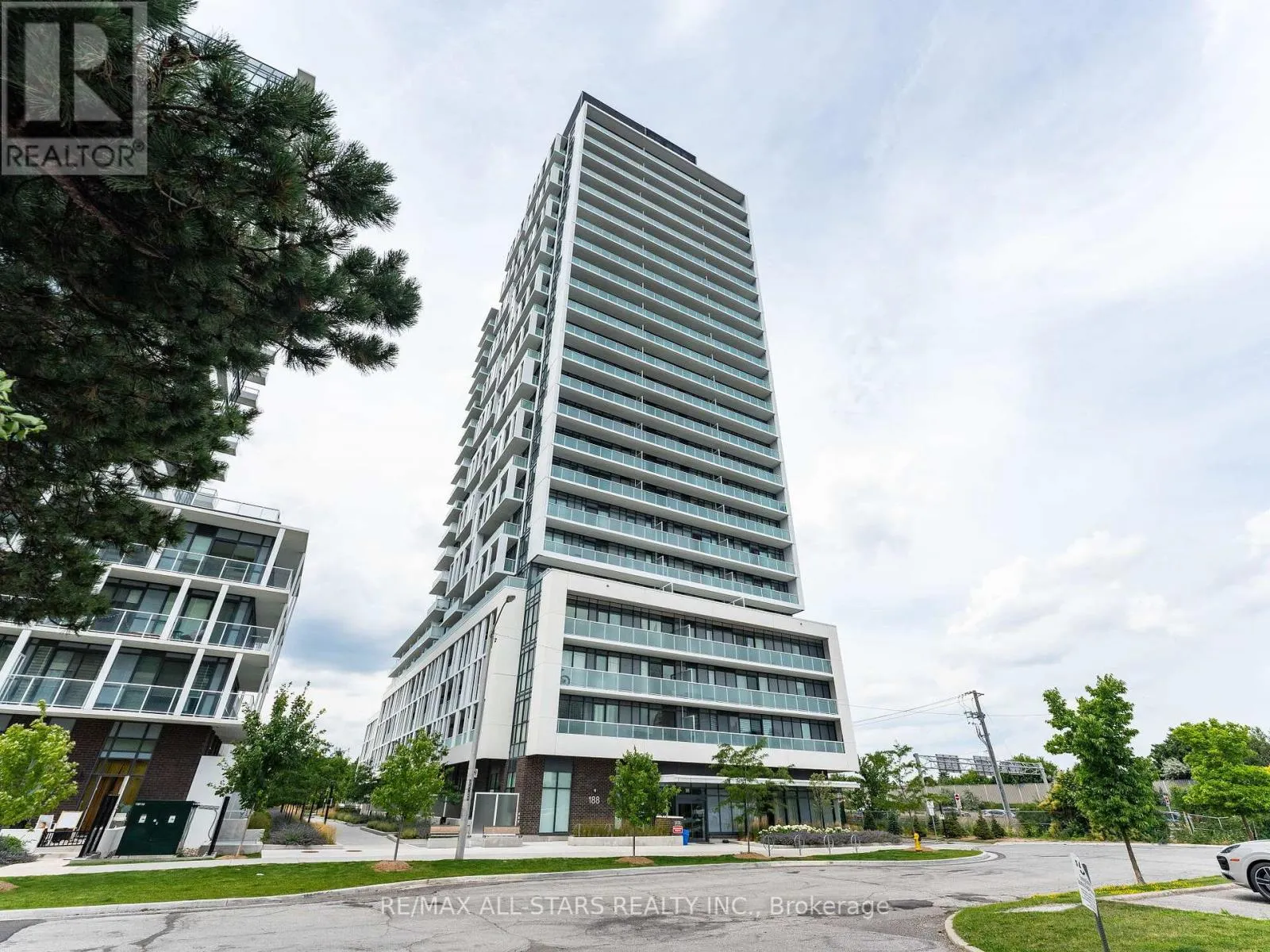 1512 - 188 FAIRVIEW MALL DRIVE