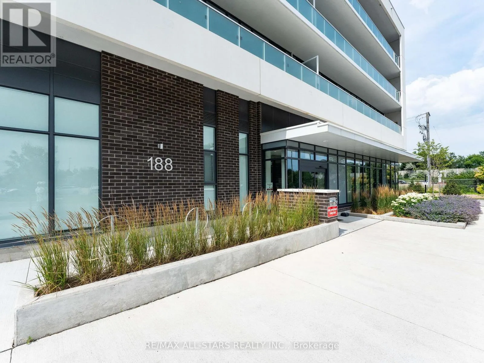 1512 - 188 FAIRVIEW MALL DRIVE