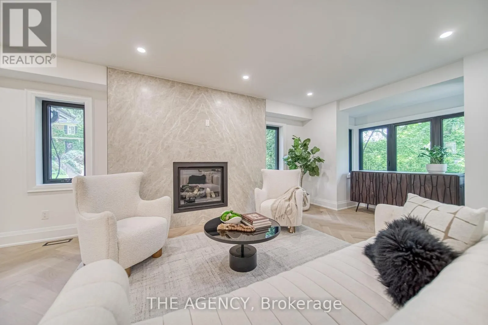 16 DUNCANNON DRIVE