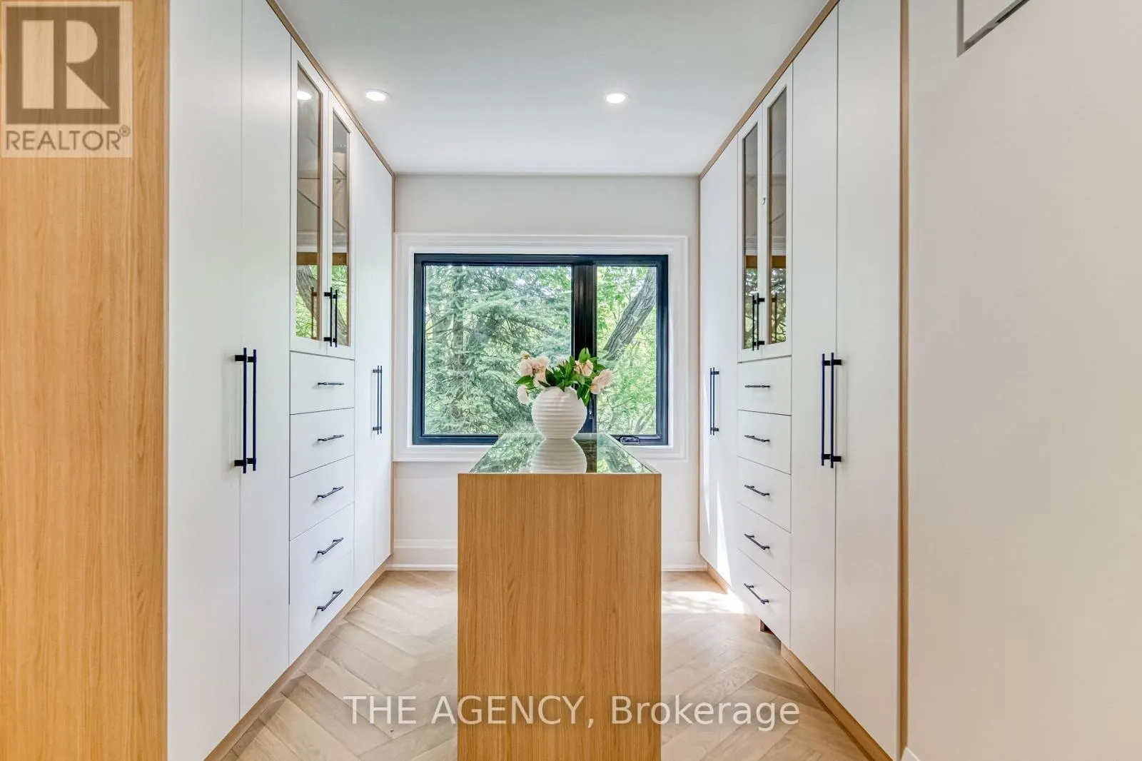 16 DUNCANNON DRIVE